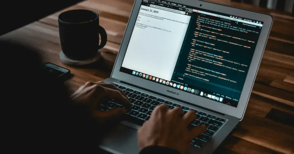 Notebook para Programação 2025: O Guia Essencial para Escolher Sua Ferramenta de Trabalho